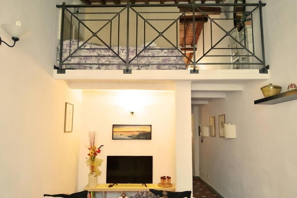 Santa Maria Novella Station Florentine Apartment Florence Extérieur photo
