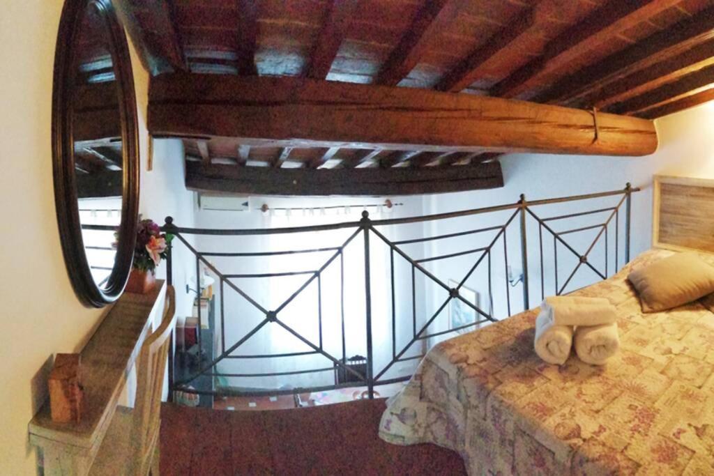 Santa Maria Novella Station Florentine Apartment Florence Extérieur photo